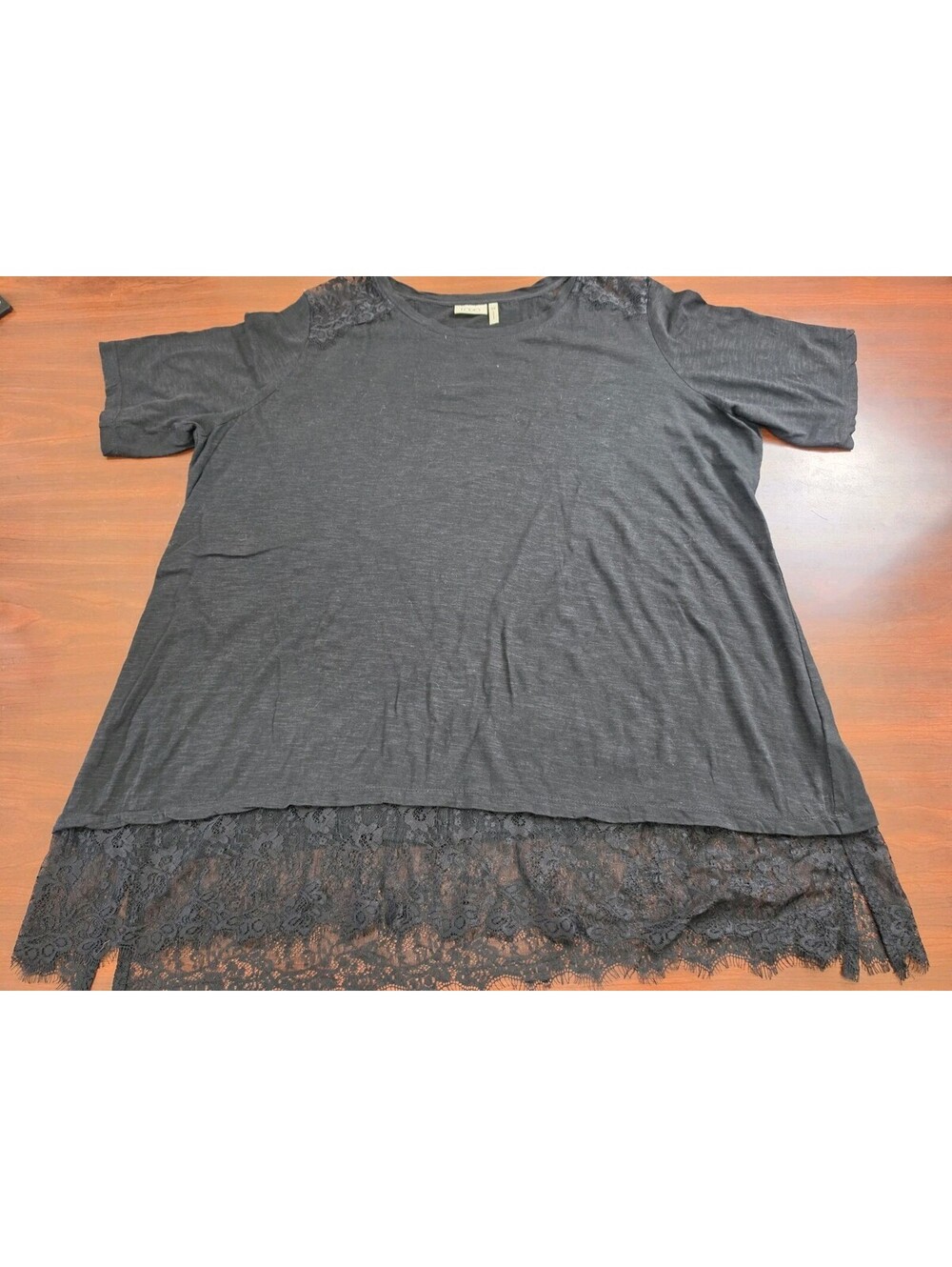 LOGO by Lori Goldstein 2X Black Tee Lace Trim Hem Short Sleeve Bohemian Grunge